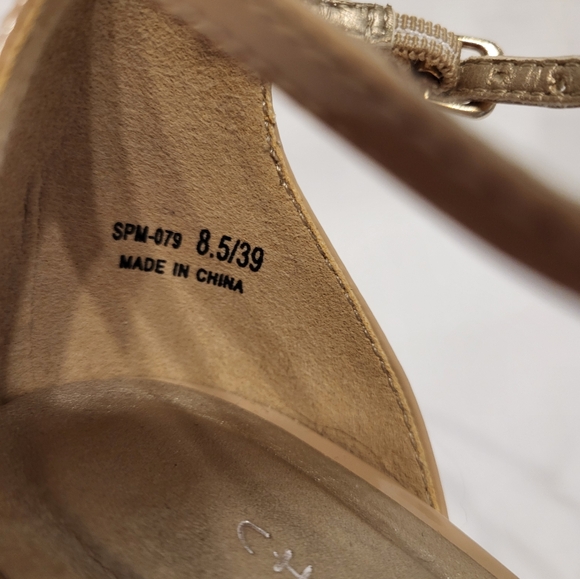 Chinese Laundry Heels - Picture 5 of 9